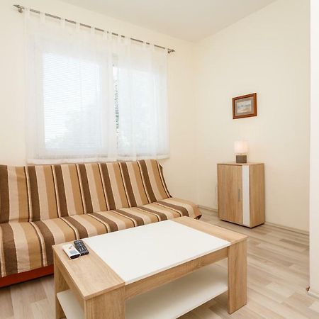 Apartman Jezevac Krk Town Extérieur photo