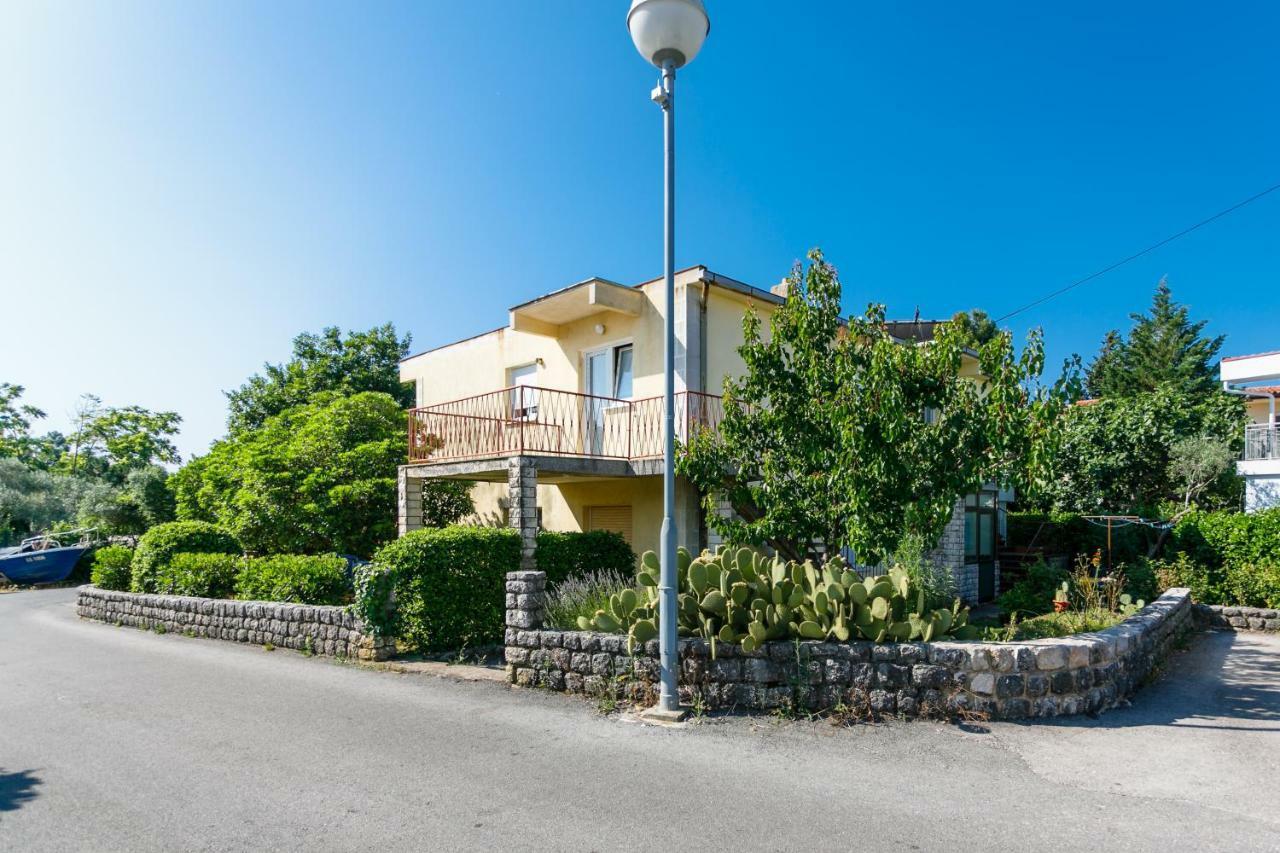 Apartman Jezevac Krk Town Extérieur photo