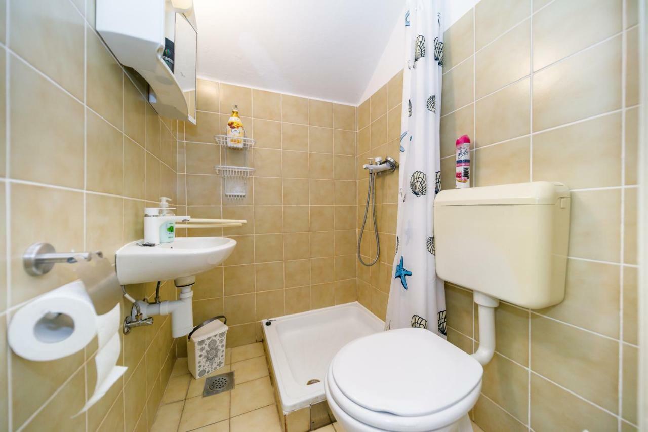 Apartman Jezevac Krk Town Extérieur photo
